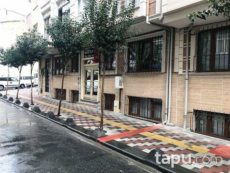 İstanbul Esenler Menderes Mahallesi 2+1 71m2 Daire