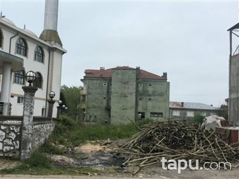 Sakarya Karasu Darıçayırı Mahallesinde 2 Katlı Bina