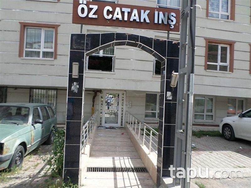 Ankara Mamak Harman Mahallesi'nde Çatı Aralı Daire