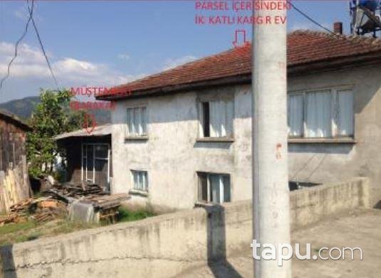 Düzce Kaynaşlıda 2 Adet Müstakil Kargir Ev ve Arsası