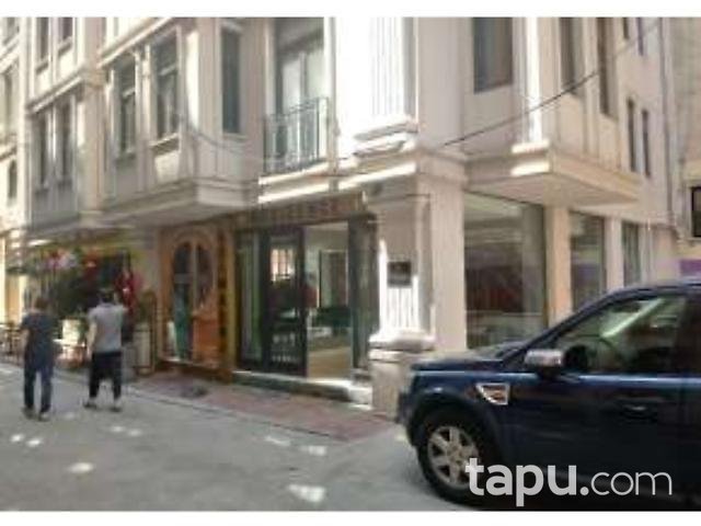 İstanbul Beyoğlu Galatada 77 m2 2+1 Daire