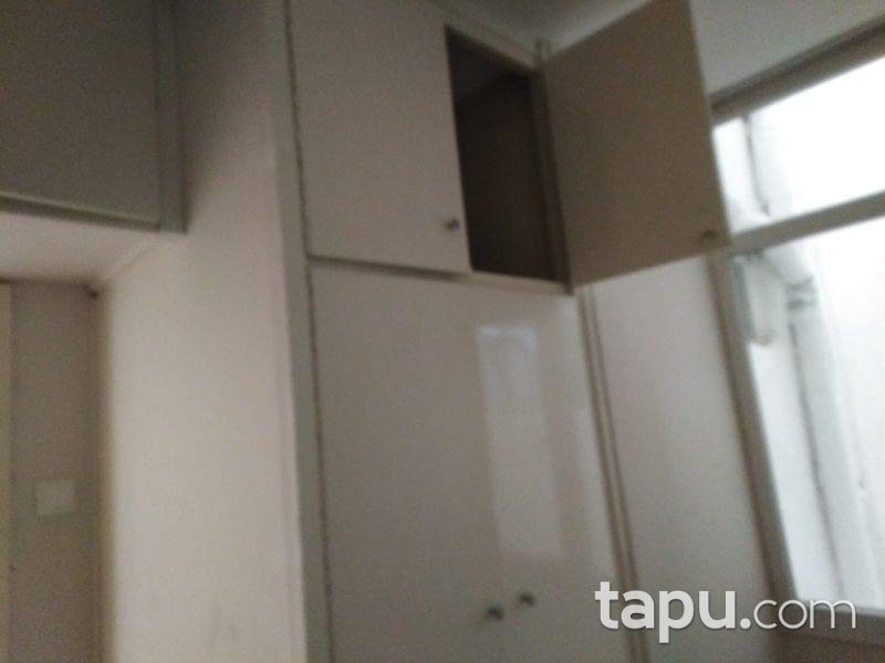 İzmir Karşıyaka Donanmacı Mahallesinde 123 m2 3+1 Daire