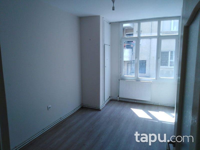 İzmir Karşıyaka Donanmacı Mahallesinde 123 m2 3+1 Daire