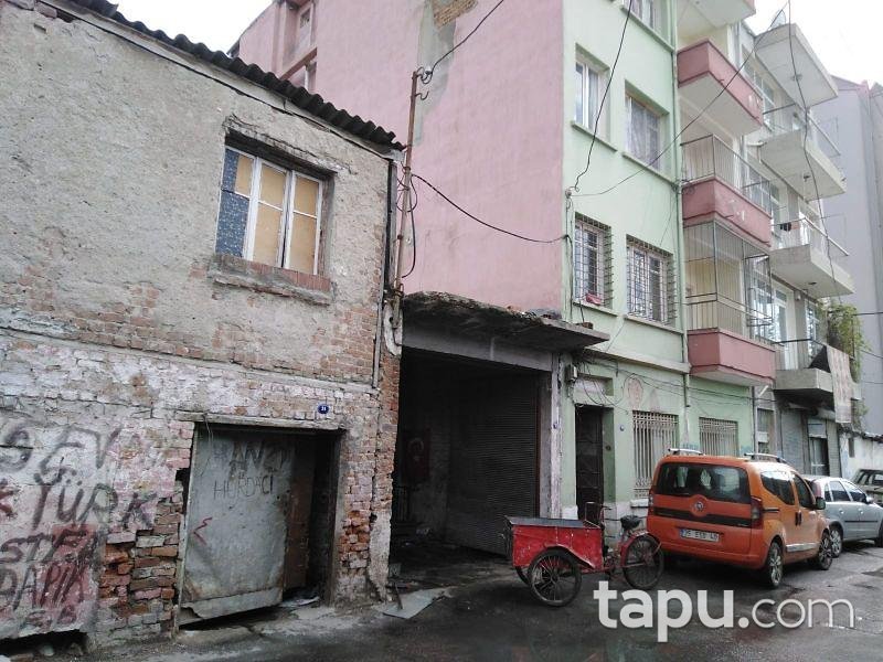 İzmir Konak Oğuzlar Mahallesinde Hisseli 4 Katlı Apartman ve Arsası