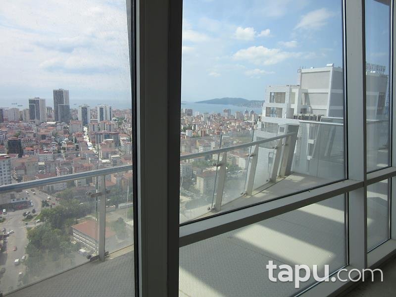 İstanbul Kartal Kuleleri'nde Adalar ve Deniz Manzaralı 702m2 Ofis