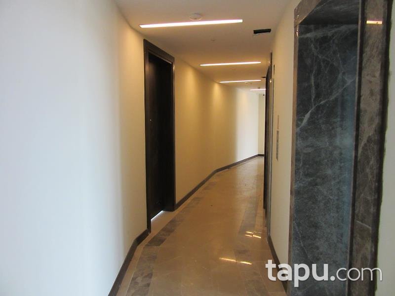 İstanbul Kartal Kuleleri'nde Adalar ve Deniz Manzaralı 702m2 Ofis