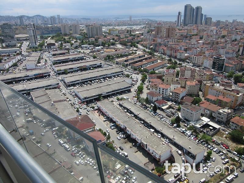 İstanbul Kartal Kuleleri'nde Adalar ve Deniz Manzaralı 702m2 Ofis