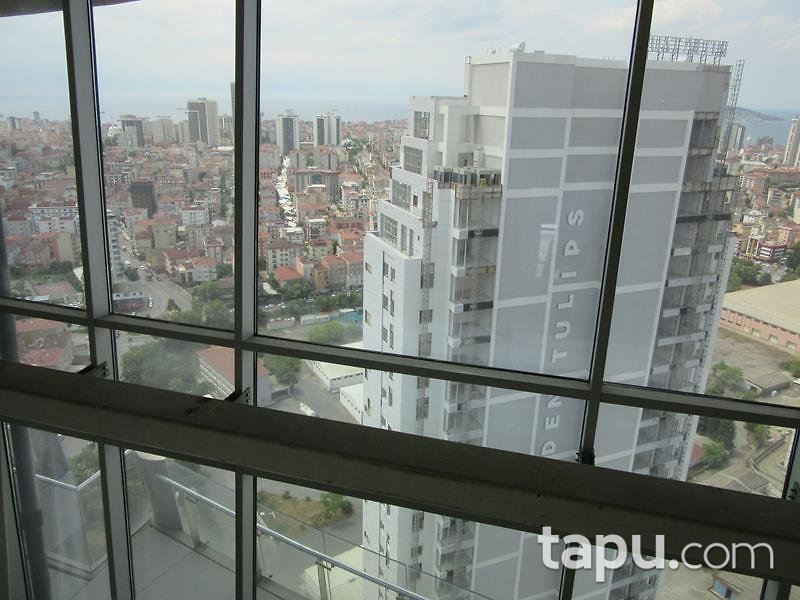 İstanbul Kartal Kuleleri'nde Adalar ve Deniz Manzaralı 702m2 Ofis