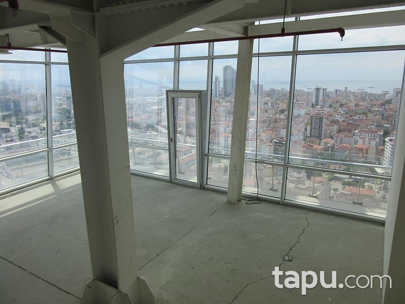 İstanbul Kartal Kuleleri'nde Adalar ve Deniz Manzaralı 702m2 Ofis