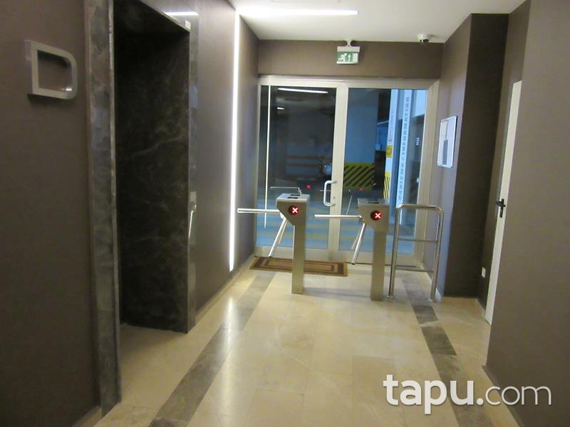 İstanbul Kartal Kuleleri'nde Adalar ve Deniz Manzaralı 702m2 Ofis