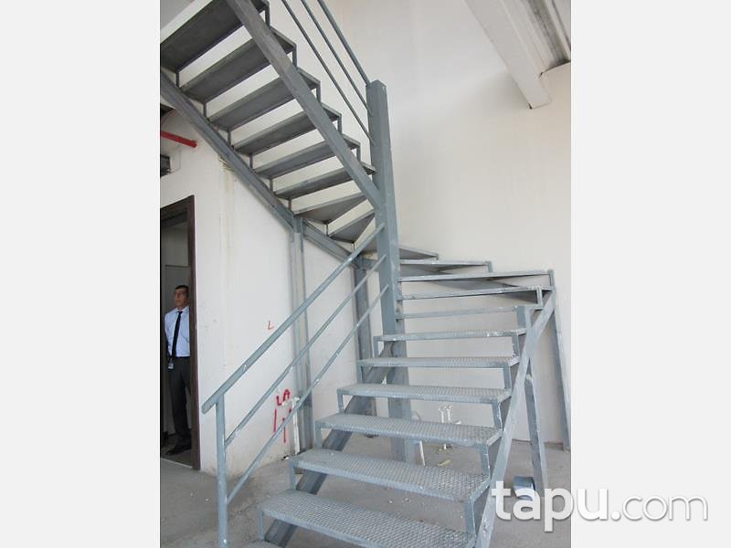 İstanbul Kartal Kuleleri'nde Adalar ve Deniz Manzaralı 702m2 Ofis