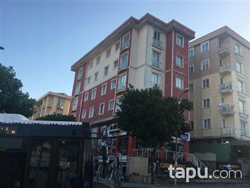 İstanbul Ümraniye Mehmet Akif Mahallesinde 70 m2 2+1 Daire