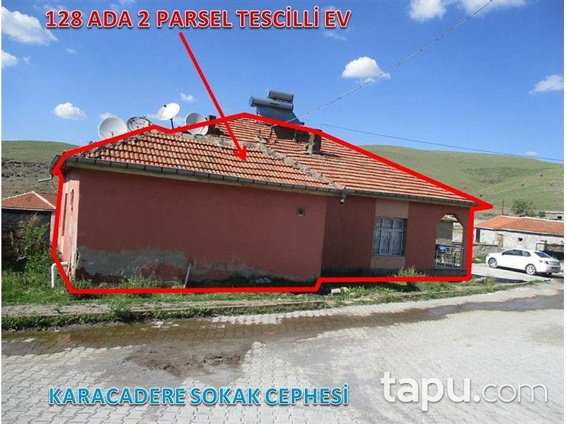 Konya Kulu Karacadere Mahallesinde Kargir Ev