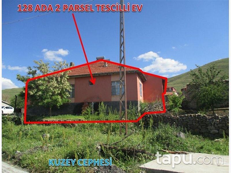 Konya Kulu Karacadere Mahallesinde Kargir Ev