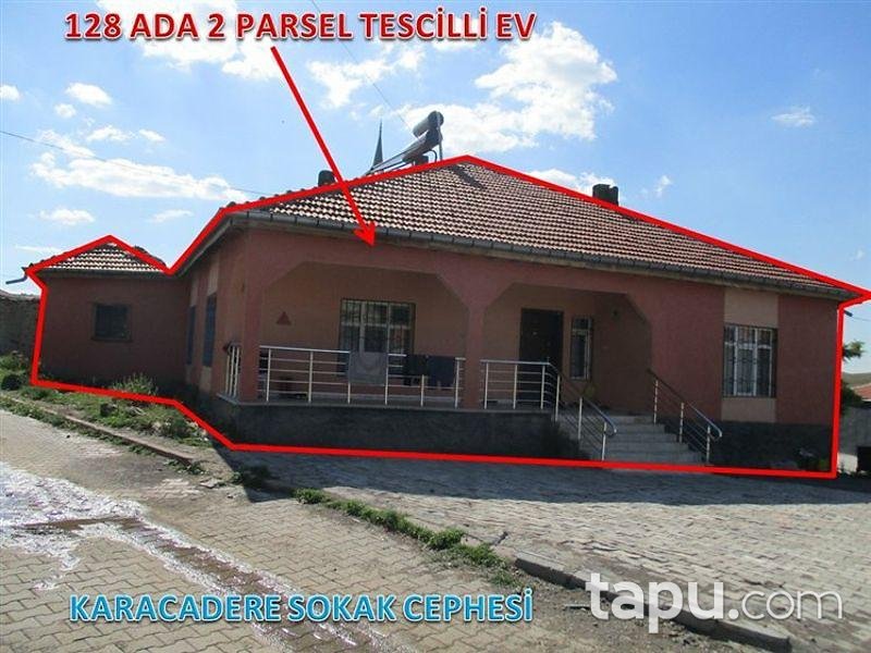 Konya Kulu Karacadere Mahallesinde Kargir Ev
