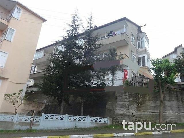 Kocaeli Gölcük Şehitler Mahallesinde 3+1 Daire