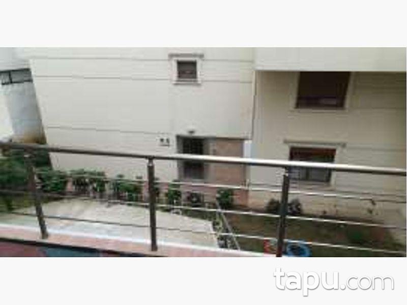 İstanbul Üsküdar Ferah Mahallesinde 6+2 Dubleks Daire