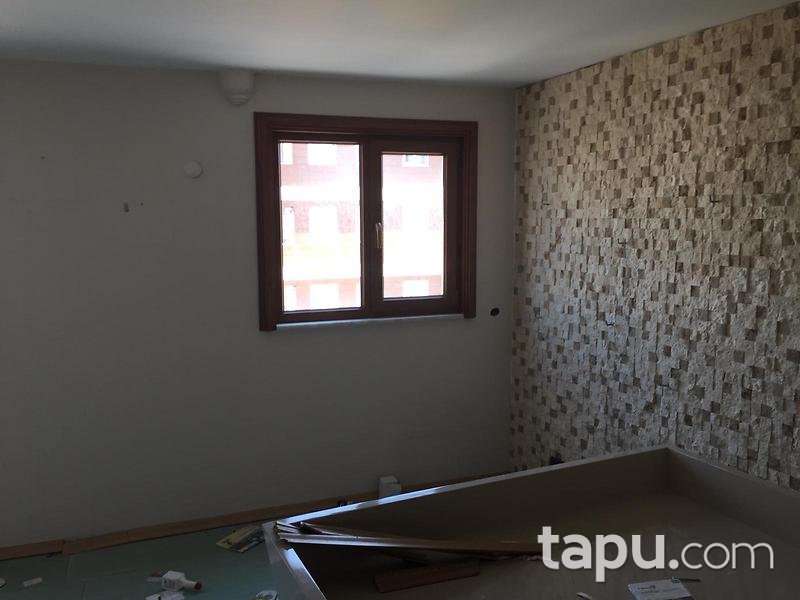 İstanbul Ümraniye Mehmet Akif Mahallesinde 70 m2 2+1 Daire