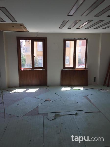 İstanbul Ümraniye Mehmet Akif Mahallesinde 70 m2 2+1 Daire