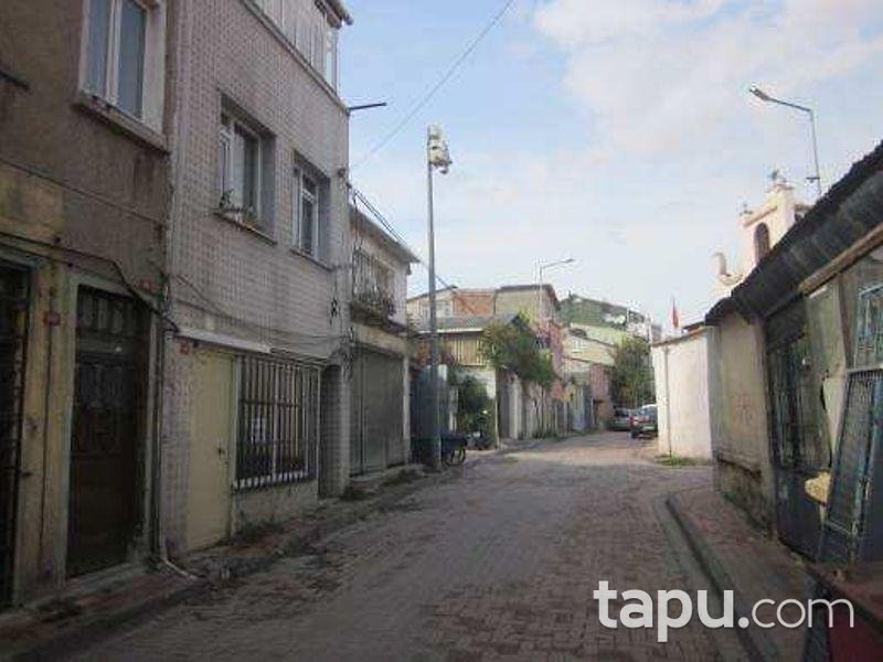 İstanbul Fatih Aksaray'da Asma Katlı Bina
