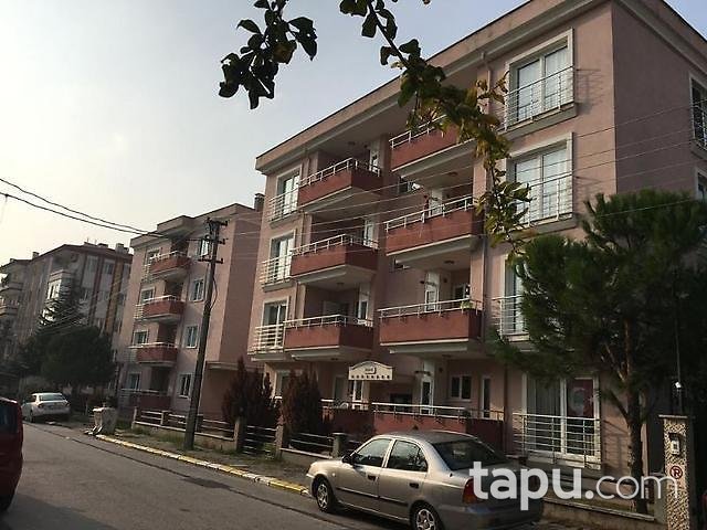 Balıkesir Altıeylül Bahçelievler Mahallesinde 107 m2 3+1 Daire