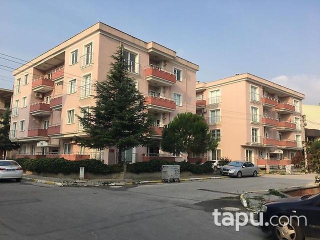 Balıkesir Altıeylül Bahçelievler Mahallesinde 107 m2 3+1 Daire