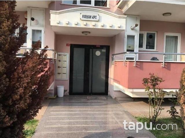 Balıkesir Altıeylül Bahçelievler Mahallesinde 107 m2 3+1 Daire