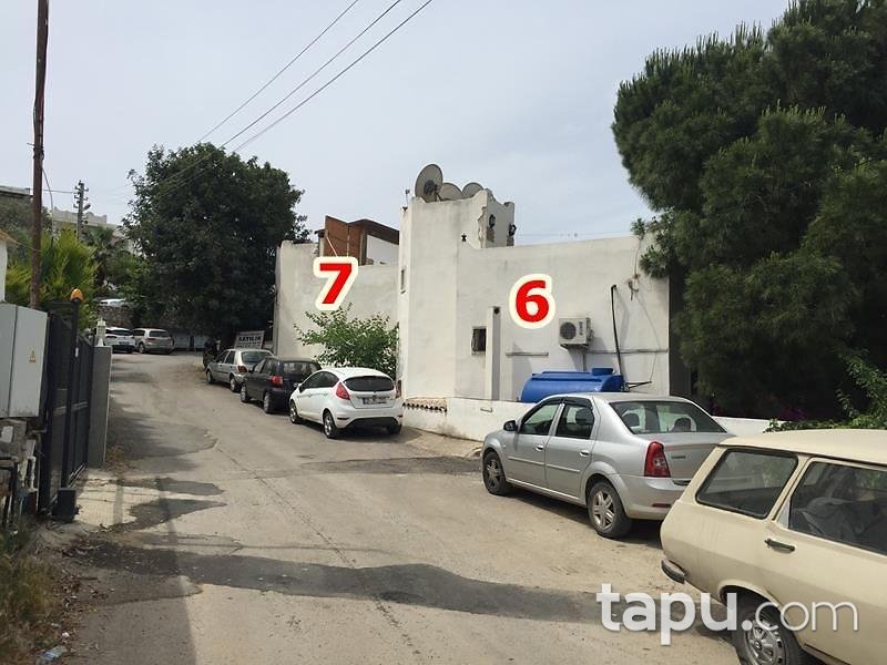 Bodrum Umurca Mahallesi Ersel Sitesinde Havuzlu Dubleks Villa