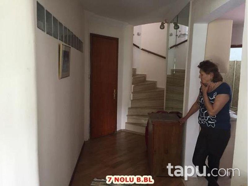 Bodrum Umurca Mahallesi Ersel Sitesinde Havuzlu Dubleks Villa