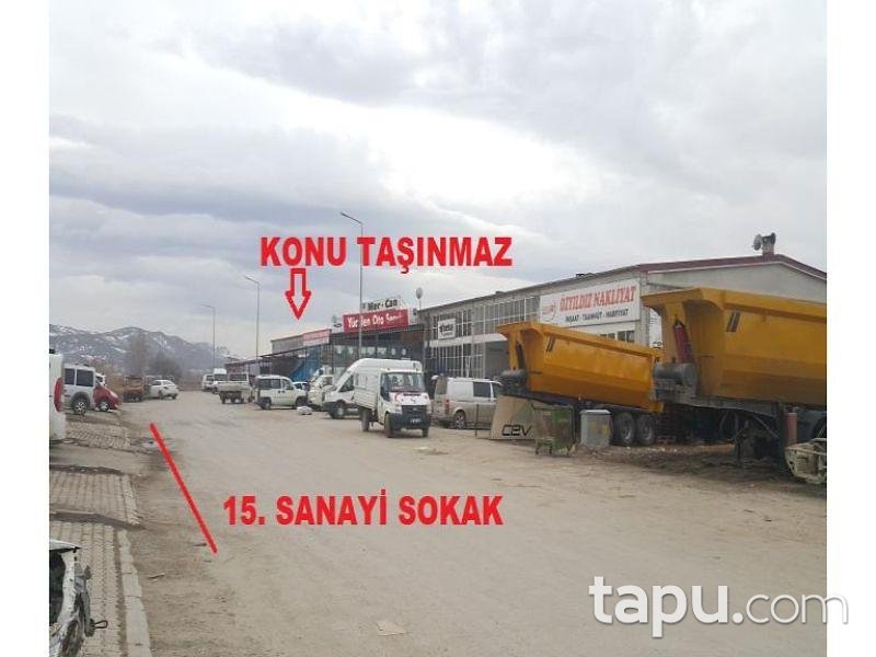 Sivas Merkez 4 Eylül Küçük Sanayi Sitesinde 148 m2 Dükkan