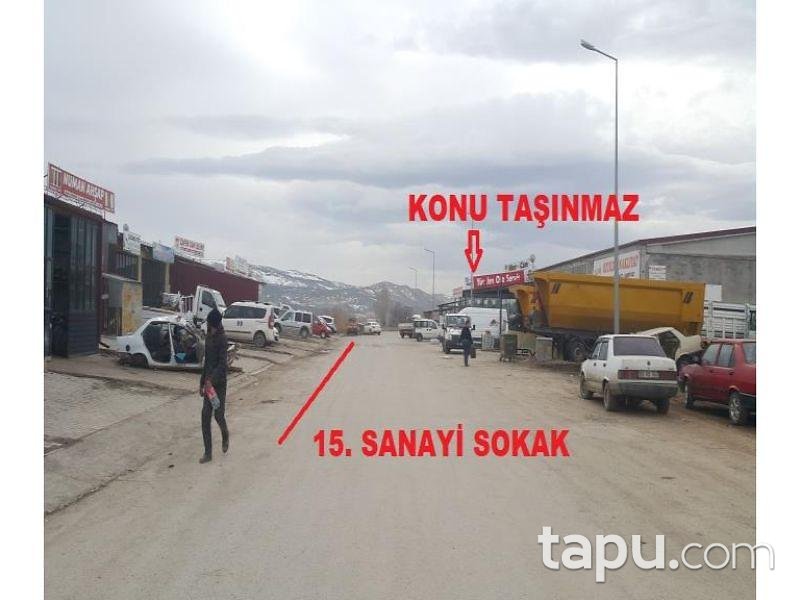 Sivas Merkez 4 Eylül Küçük Sanayi Sitesinde 148 m2 Dükkan