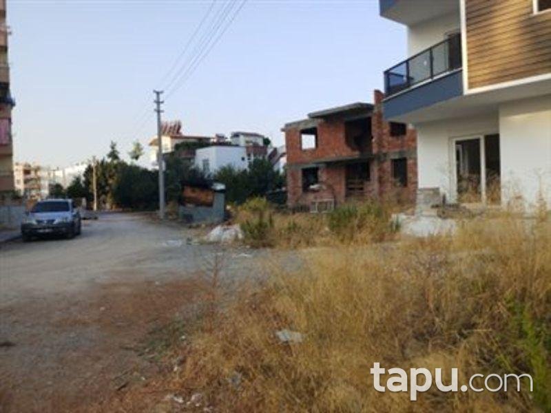 Antalya Döşemealtı Bahçeyaka Mahallesinde 3+1 142 m2 Daire