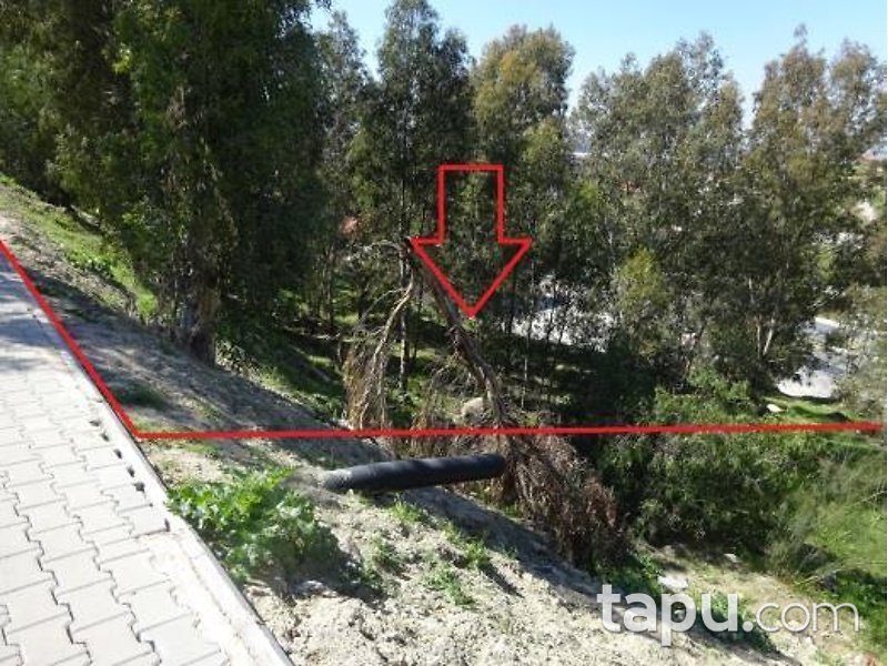 İzmir Çiğli Esentepe Mahallesinde Hisseli 1 m2 İmarlı Arsa