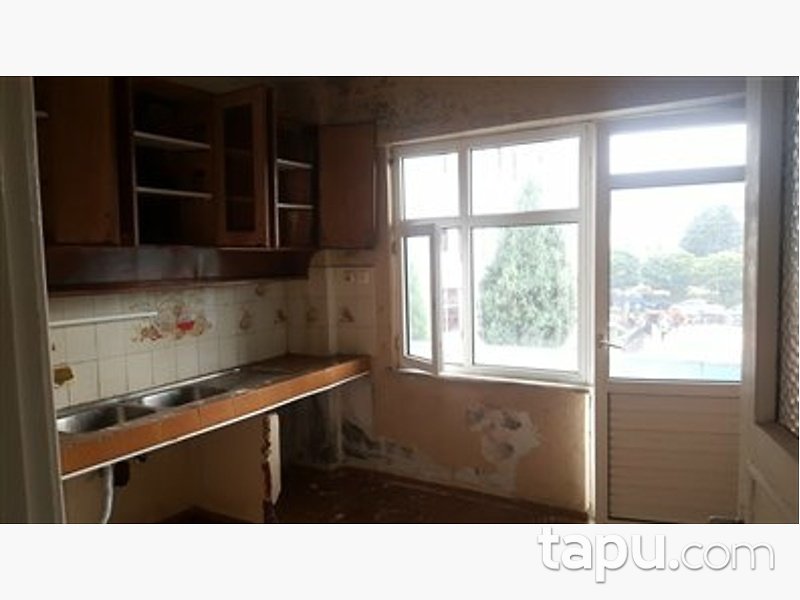 Sakarya Karasu Darıçayırı Mahallesinde 2 Katlı Bina