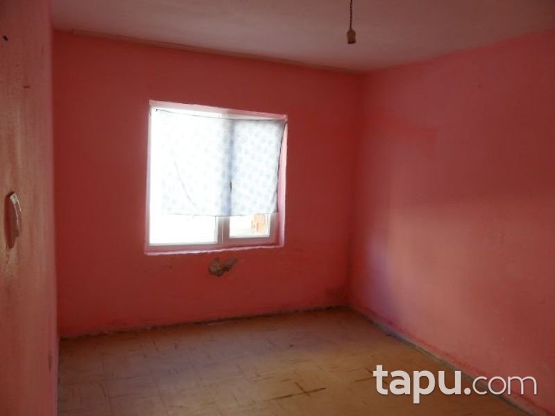 Ankara Elmadağ Hasanoğlan Mahallesi Belmak Evleri Sitesinde 3+1 Daire