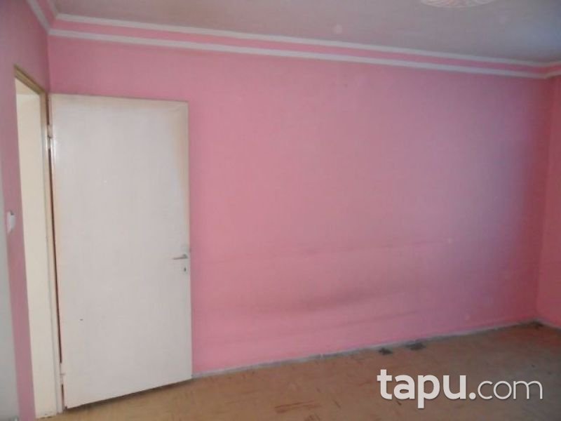 Ankara Elmadağ Hasanoğlan Mahallesi Belmak Evleri Sitesinde 3+1 Daire