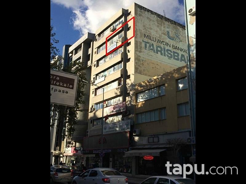 İzmir Konak İsmet Kaptan Mahallesinde 86 m2 Büro