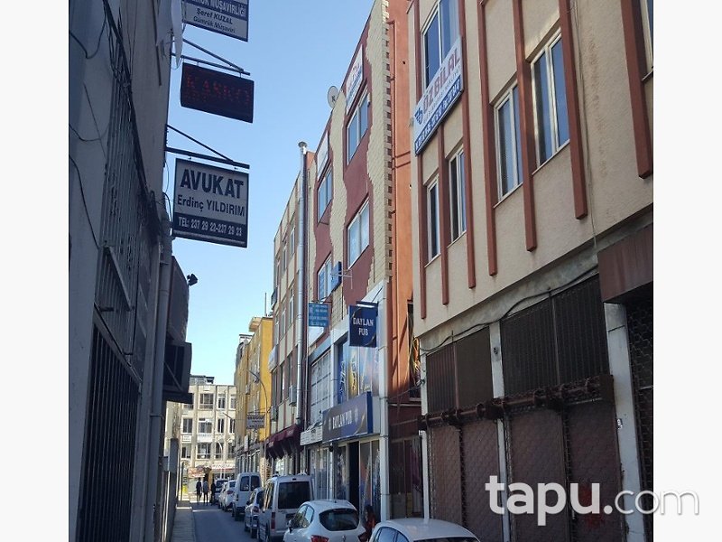 Mersin Akdeniz Camii Şerif Mahallesinde 80 m2 Büro