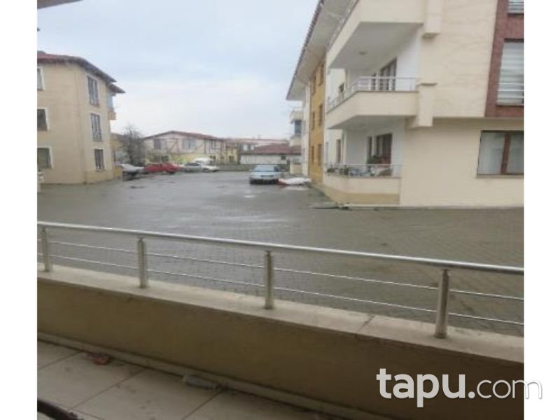 Düzce Merkez Karaca Hacımusa Mahallesinde 105 m2 2+1 Daire