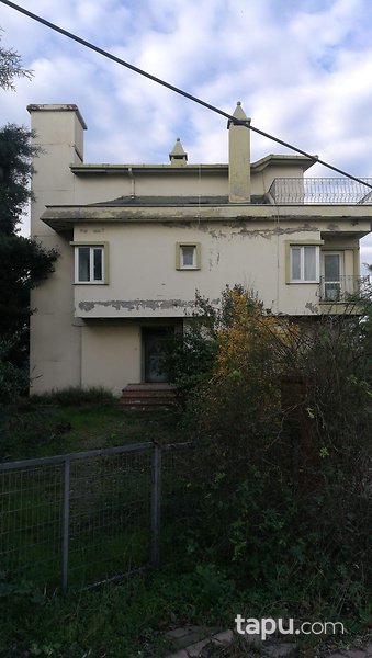 İstanbul Büyükçekmece Türkoba Mahallesinde Villa