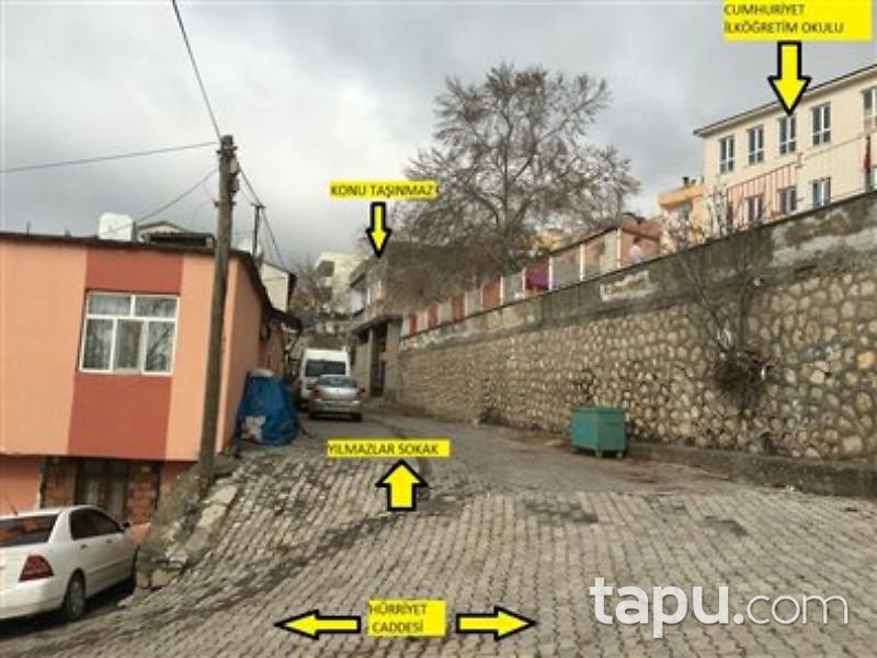 Adıyaman Gerger Kelaşan Mahallesi'nde 323 m2 2 Katlı Bina