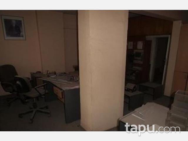 Amasya Merkez Hacı İlyas Mahallesinde 33 m2 Ofis