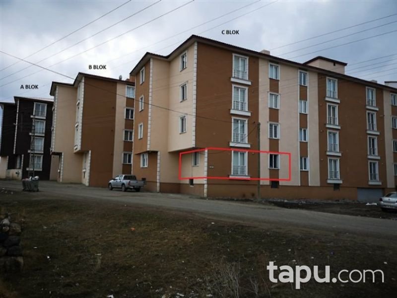 Kars Merkez Şehitler Mahallesinde 1+1 Daire