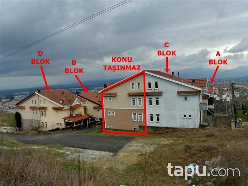 Sakarya Serdivan Kemalpaşa Mahallesi Başkanlar Sitesinde 5+1 Tripleks