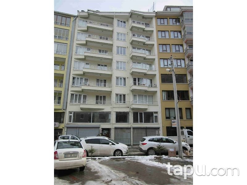 Afyonkarahisar Kasımpaşa Mahallesinde Asma Katlı 175 m2 Dükkan