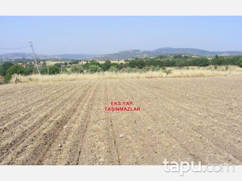 Manisa Yunusemre Üçpınar Mahallesinde 335 m2 İmarlı Arsa