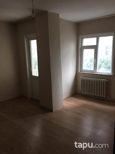 İstanbul Küçükçekmece Tevfikbey Mahallesinde 3+1 Daire