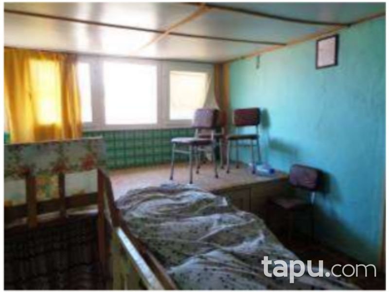 Antalya Elmalı Tahtamescit Mahallesinde 130 m2 Hisseli Kargir Ev