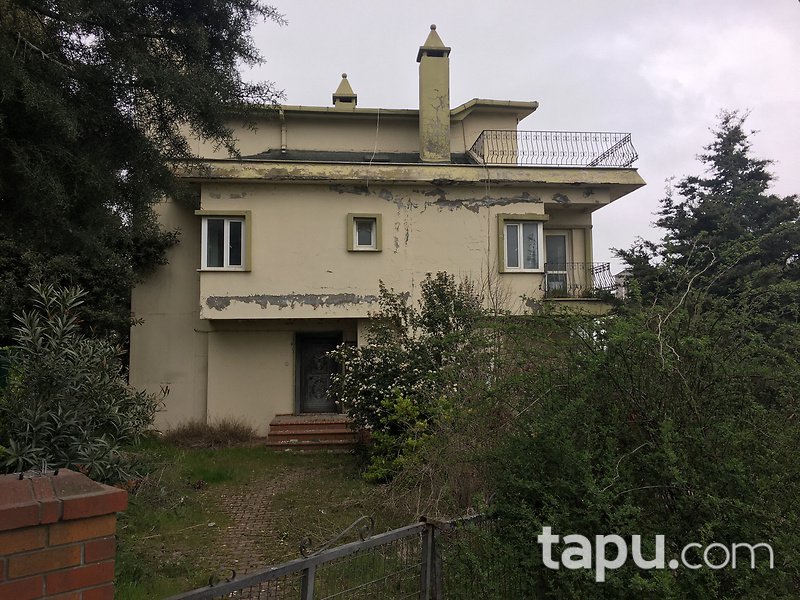 İstanbul Büyükçekmece Türkoba Mahallesinde Villa