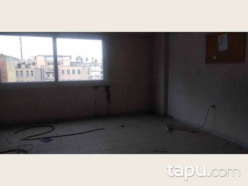 Mersin Akdeniz Camii Şerif Mahallesinde 60 m2 Büro